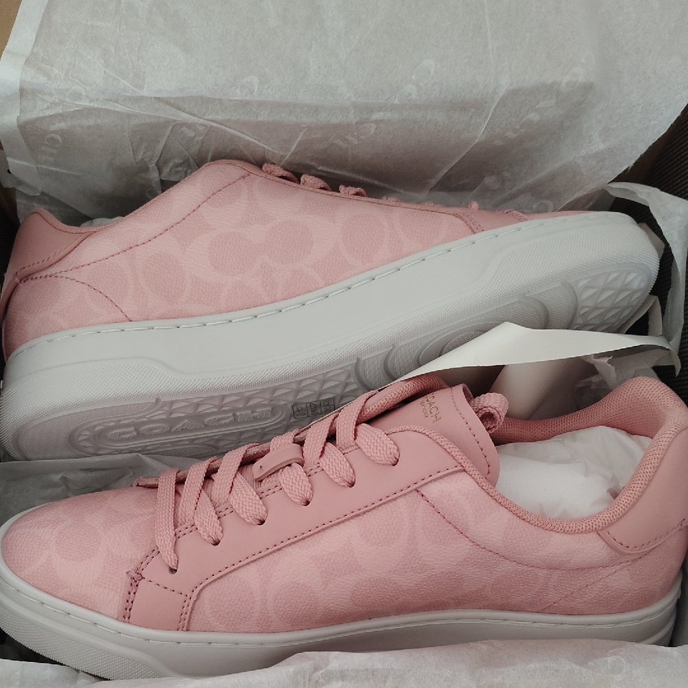 New!!! Coach Women's High Line Signature CC In Pink Sneakers (Only 1 Left!)